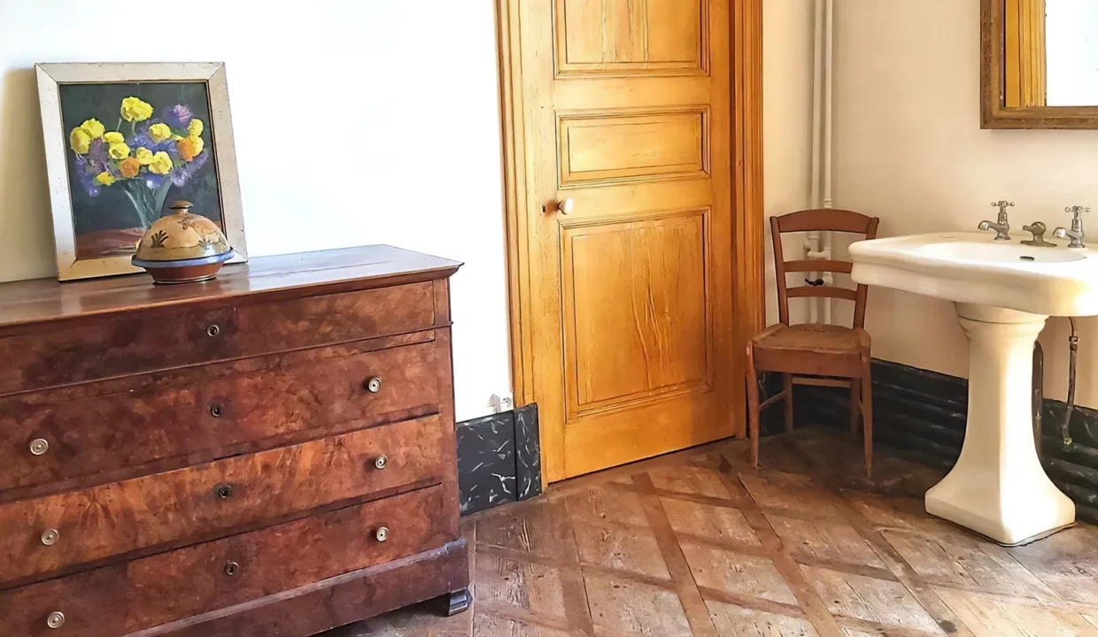 Cewi Conciergerie Grenoble Le Chateau De Barral A Hauterives19
