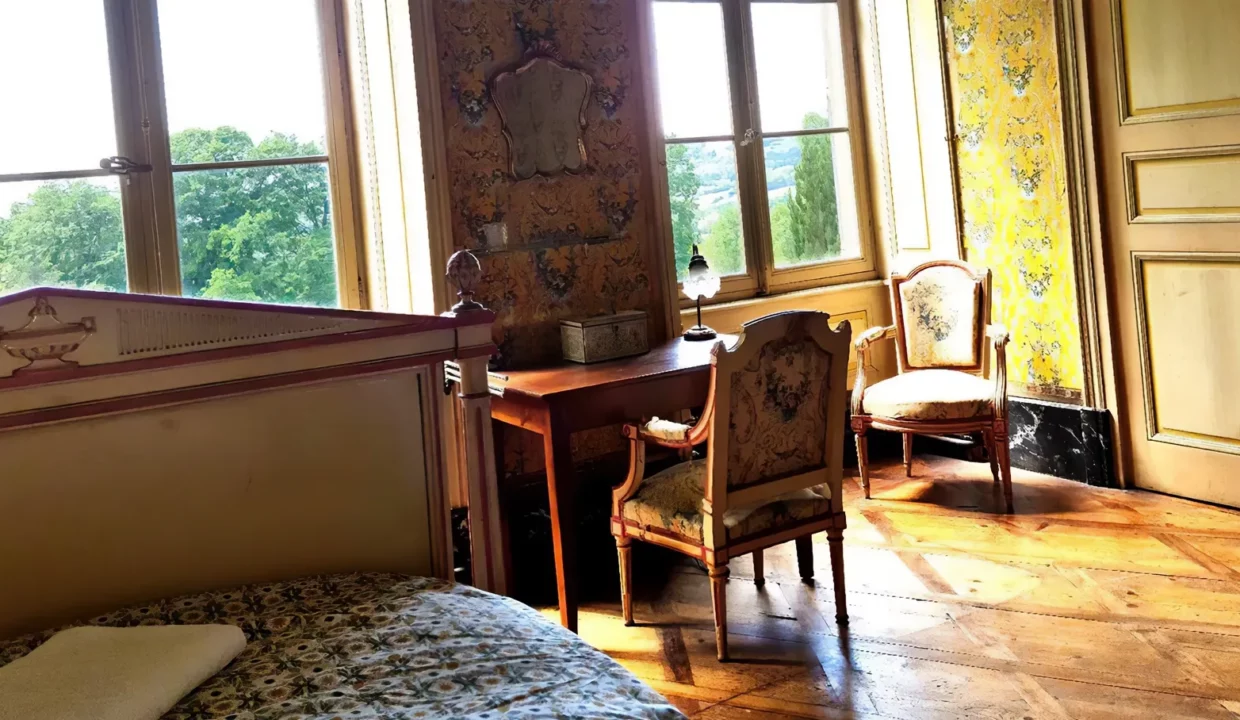 Cewi Conciergerie Grenoble Le Chateau De Barral A Hauterives20