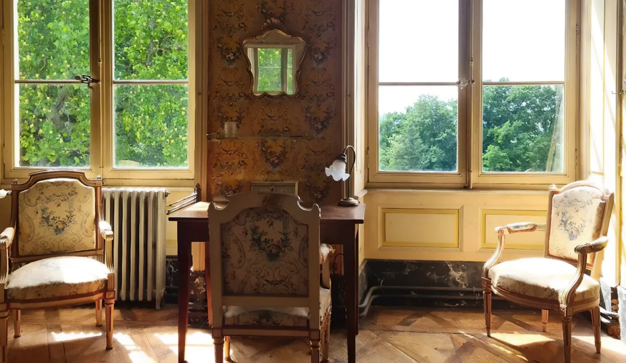 Cewi Conciergerie Grenoble Le Chateau De Barral A Hauterives22