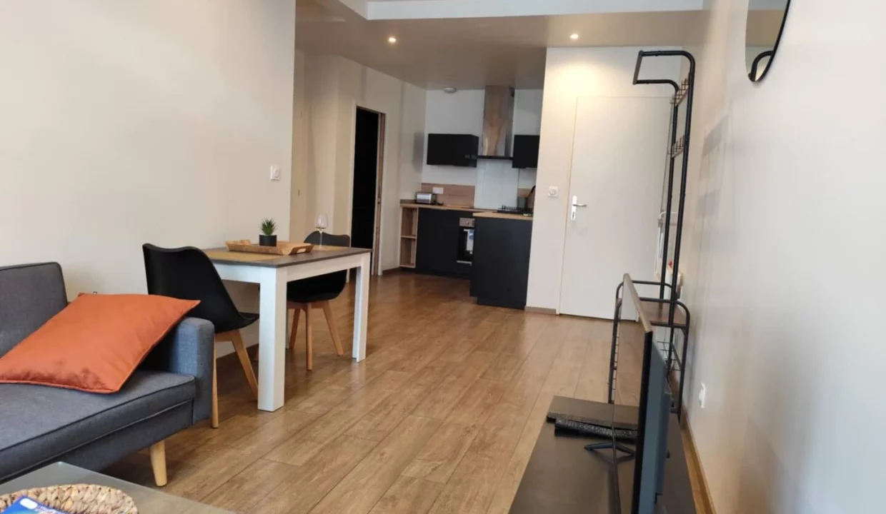 Cewi Conciergerie Grenoble Cewi Conciergerie Grenoble Montparnasse Logement Entier Le Refuge Des Tanneurs 4